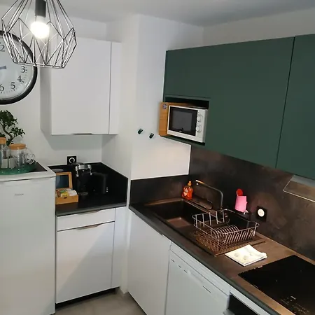 Superbe Neuf Apartment *